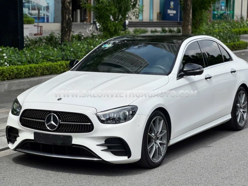 Mercedes Benz E300 AMG 2021