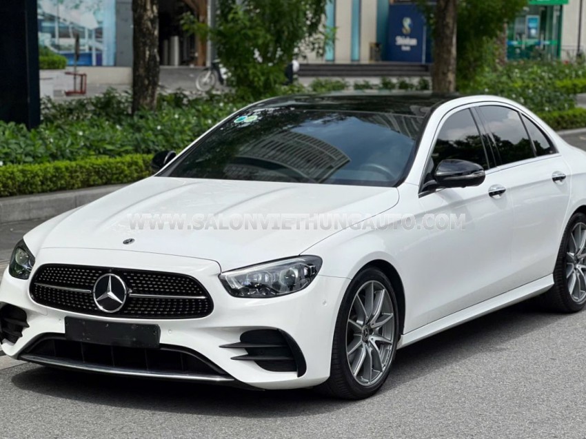 Mercedes Benz E300 AMG 2021