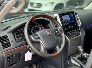 Xe Toyota Land Cruiser VX 4.6 V8 2017