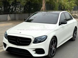 Xe Mercedes Benz E class E300 AMG 2020