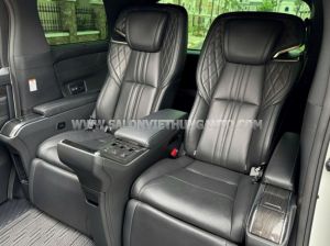 Xe Lexus LM 350 2022
