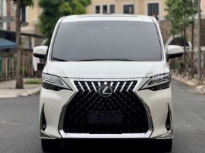 Xe Lexus LM 350 2022