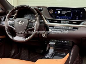 Xe Lexus ES 250 2021