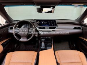 Xe Lexus ES 250 2021