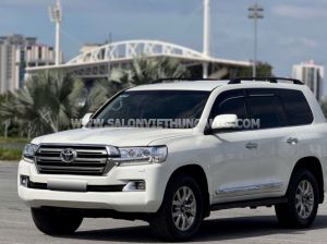 Xe Toyota Land Cruiser VX 4.6 V8 2016