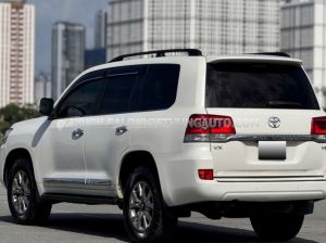 Xe Toyota Land Cruiser VX 4.6 V8 2016