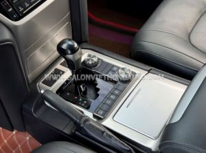 Xe Toyota Land Cruiser VX 4.6 V8 2016