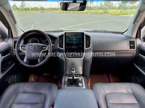 Xe Toyota Land Cruiser VX 4.6 V8 2016