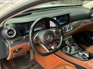 Xe Mercedes Benz E class E300 AMG 2017